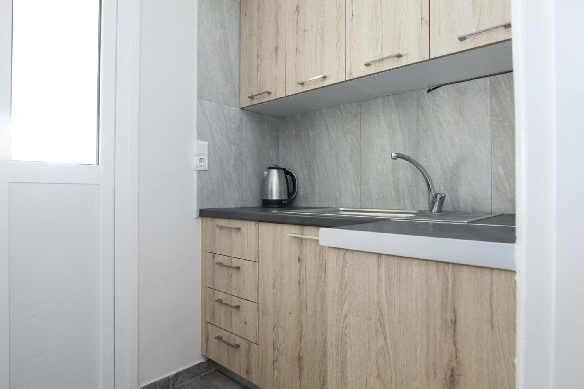 אתונה Modern 1 Bd Balcony Apt Near Metro In Kato Patisia מראה חיצוני תמונה