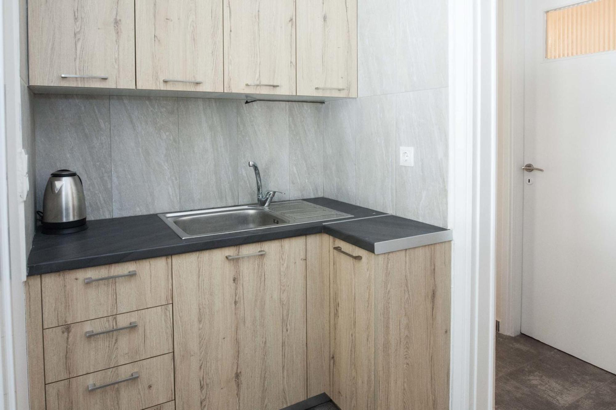 אתונה Modern 1 Bd Balcony Apt Near Metro In Kato Patisia מראה חיצוני תמונה