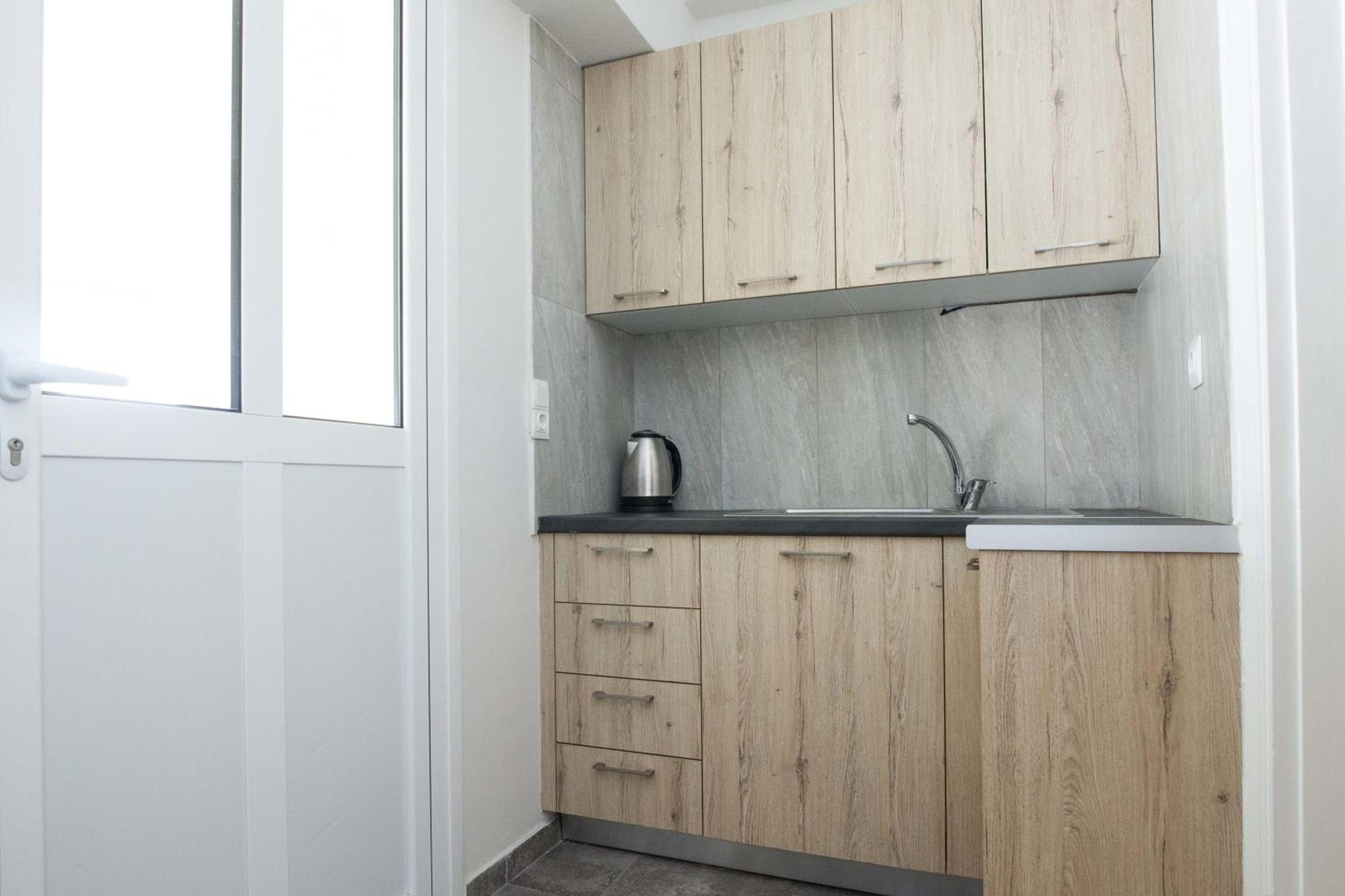 אתונה Modern 1 Bd Balcony Apt Near Metro In Kato Patisia מראה חיצוני תמונה
