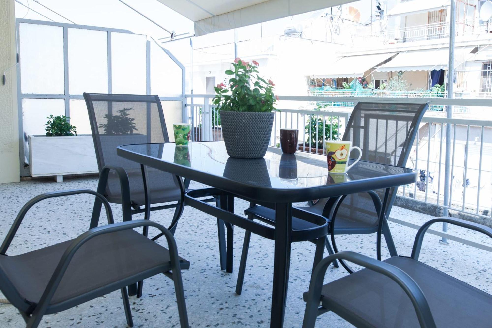 אתונה Modern 1 Bd Balcony Apt Near Metro In Kato Patisia מראה חיצוני תמונה