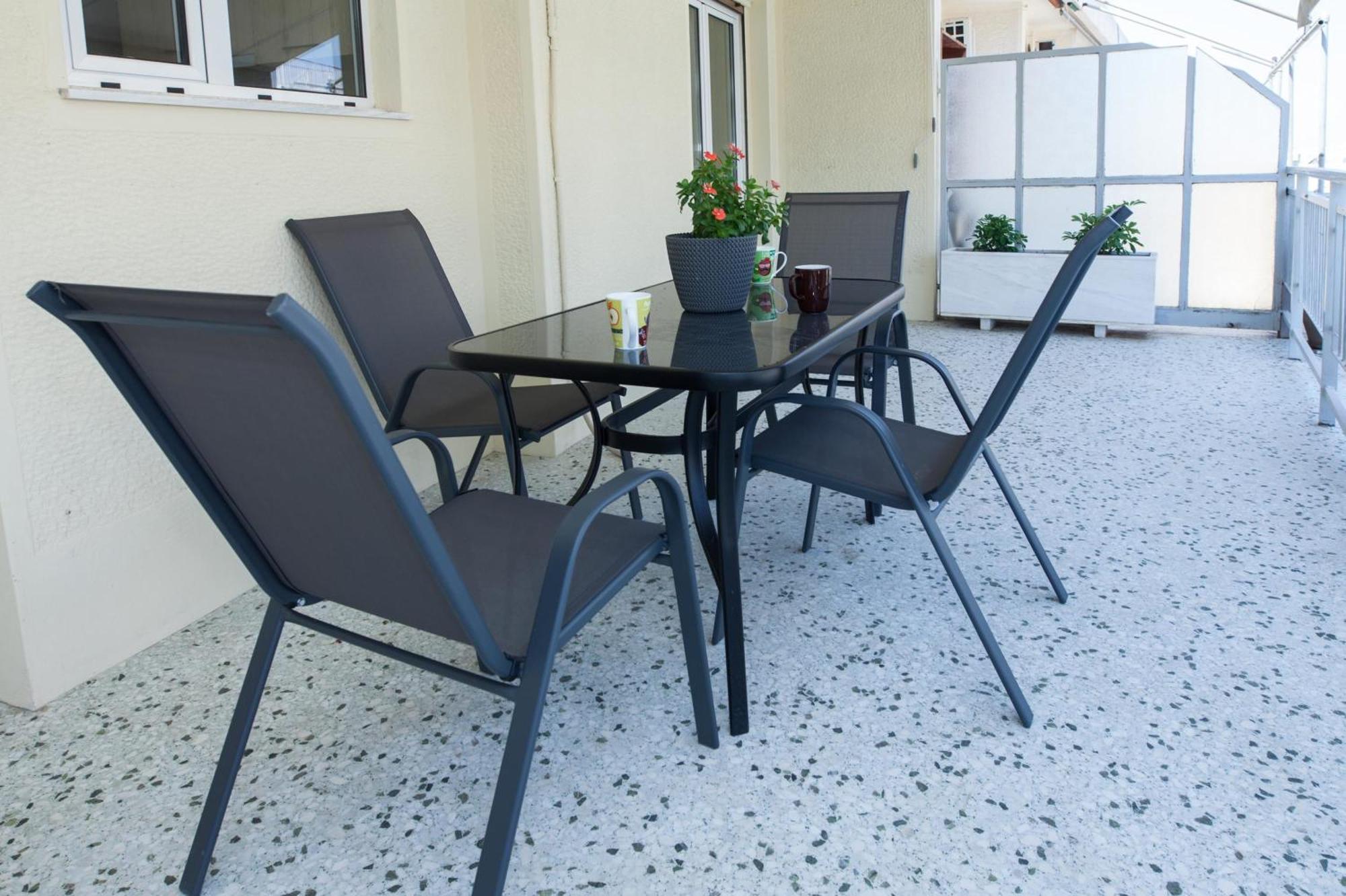 אתונה Modern 1 Bd Balcony Apt Near Metro In Kato Patisia מראה חיצוני תמונה